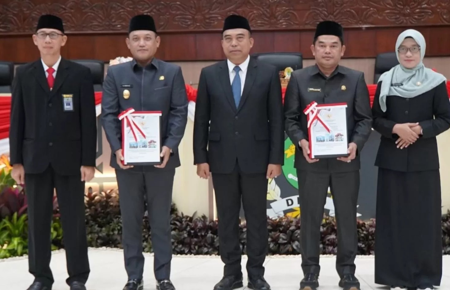 Adv-DPRD-kaltim-1-1542225400.jpg