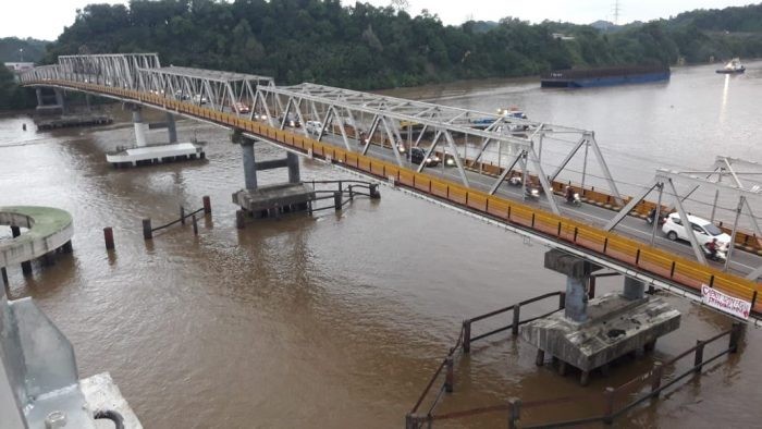 jembatan-mahakam-lama-e_(2).jpg