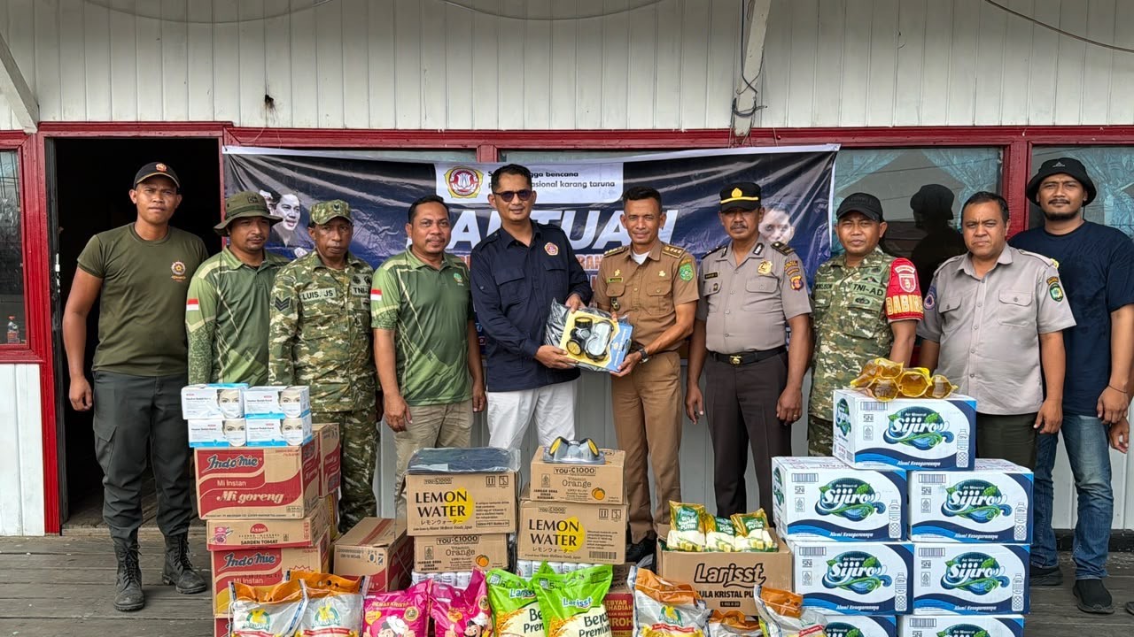 Karang Taruna Kaltim Salurkan Bantuan untuk Relawan Karhutla di Muara Kaman